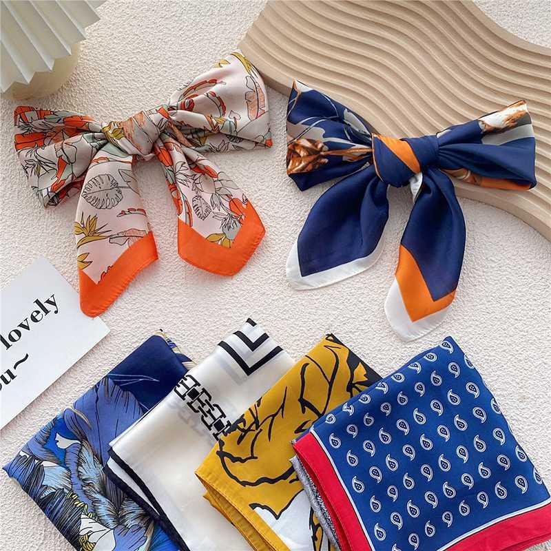 

Scarves 70cm Luxury Silk Scarf For Women Flower Print Square Soft Comfortable Kerchief Multicolor Fashion Women's Neck ShawlScarves