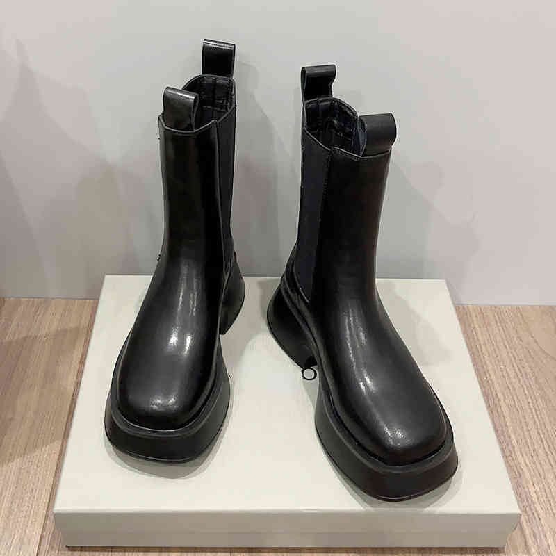 

Mona the same leather elevated Martin women's thick bottomed Chelsea showing thin British style chimney boots children, Black