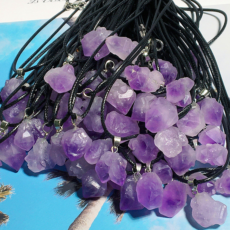 Amethyste en pierre naturelle Amethyste Irrégulet Pendant Charms Colliers Reiki Guérison Collier de cristal de chakra pour femmes bijoux