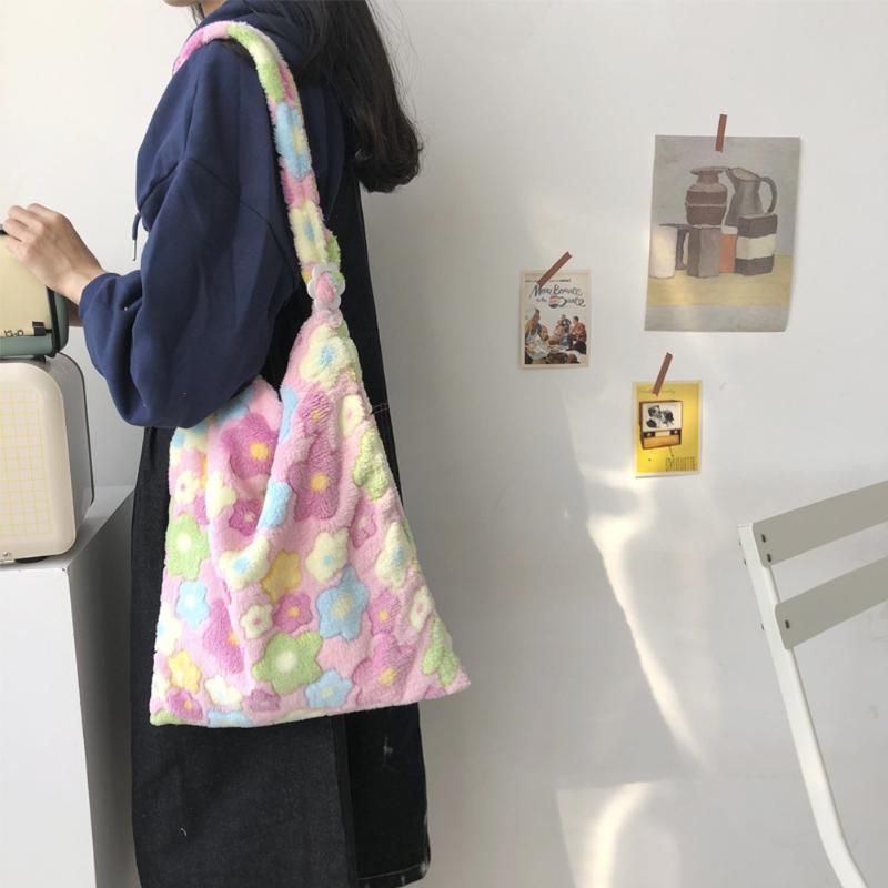 

Evening Bags Original Design Tote Plush Material Messenger Bag Female Student Large Capacity Shoulder Simple Shopping Handbag, Black