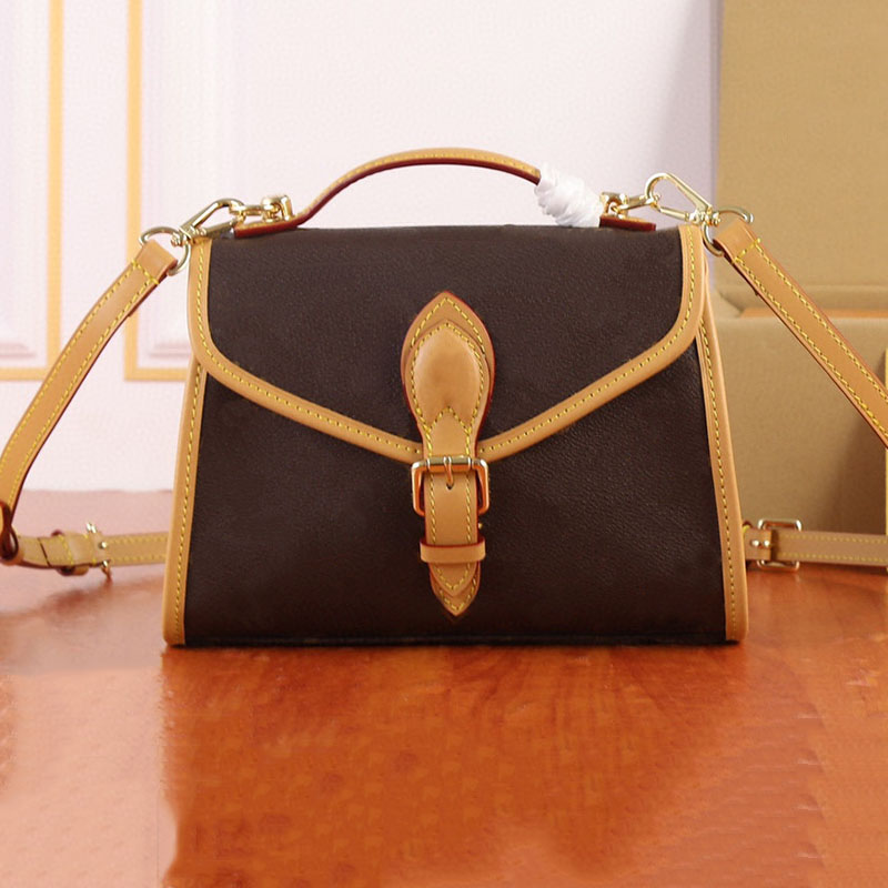 Lady Messenger Crossbody bag Shoulder Chain underarm Bags Flap Woemn handbag purse Half moon Plain pouch Fashion letters High quality Removable s