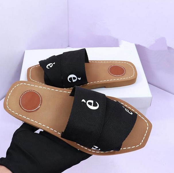 

EQ01 Newest Branded Women Woody Mules Fflat Slipper Deisgner Lady Lettering Fabric Outdoor Leather Sole Slide Sandal 02a2, Black