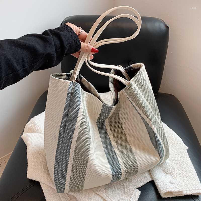 

Evening Bags Luxury Designer Cloth Opening High Capacity Tote Handbag For Women 2022 Retro Striped Shopper Shoulder Shopping BagEvening, Black