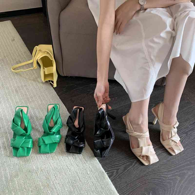 

Sandals High Heels Designer Women Shoes 2022 Summer Roman Beach Sandals Design Sense Fashion Square Toe Cross Belt Pumps 220530, Black