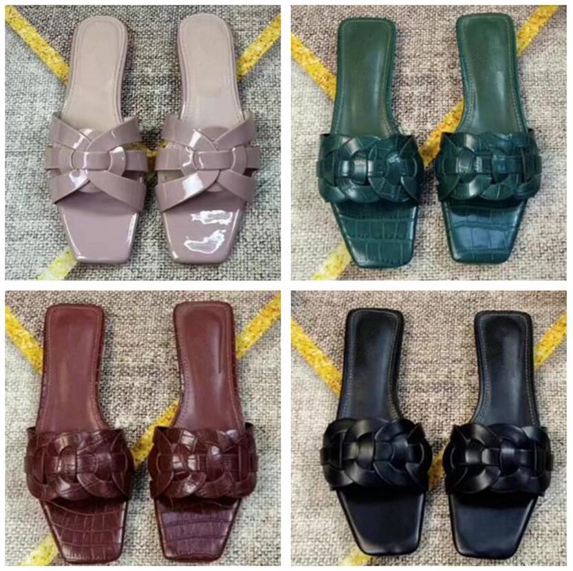 

Luxury flat sandal design embroidery black slippers shallow beach leisure indoor lace lock full set of accessories Casual SIZE 35-40 Socialite, S12