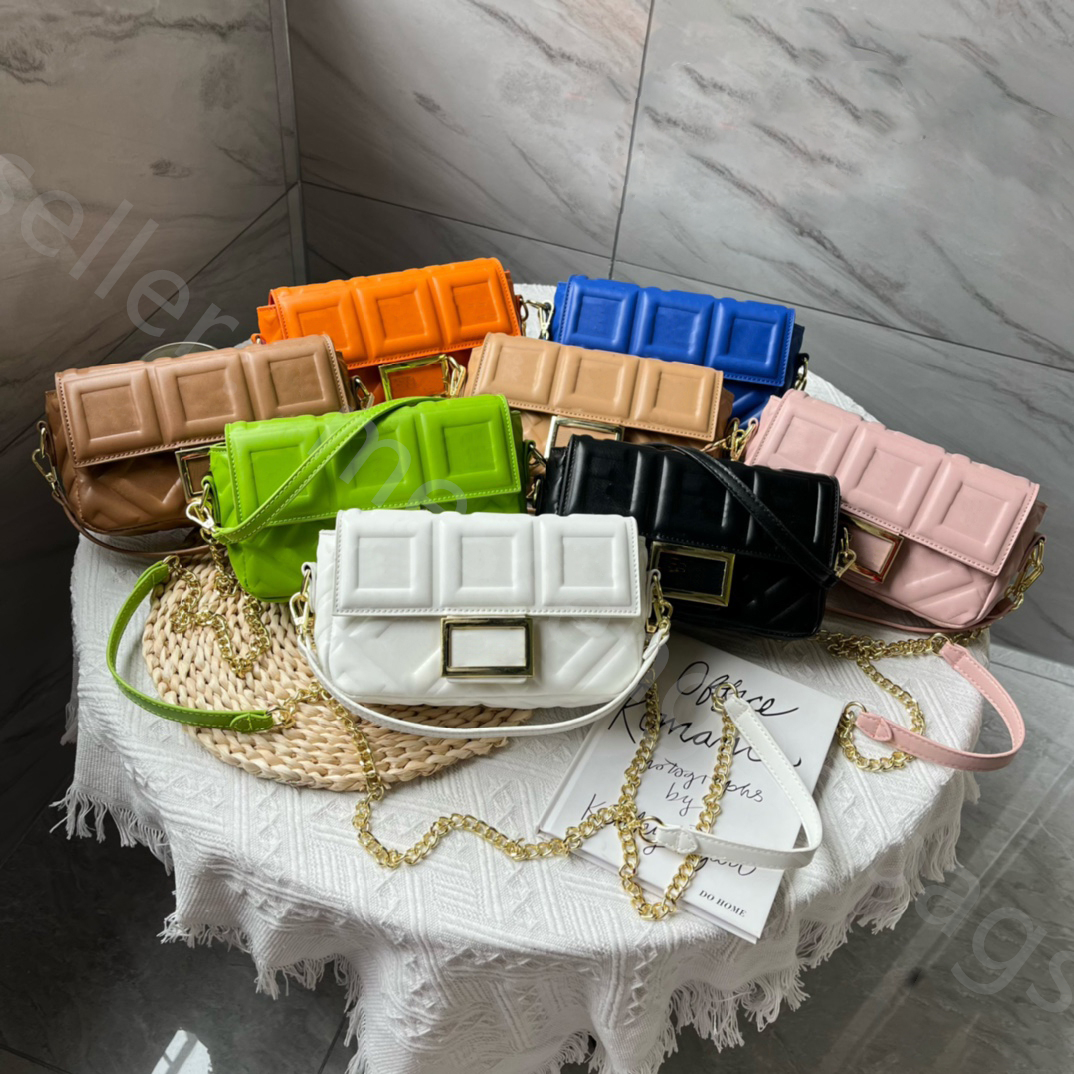 

Baguette messenger Bags Classic F famous Designer handbags plain letter hasp square chain shopping totes evening crossbody coin purse fashion women cool wallets, Color q