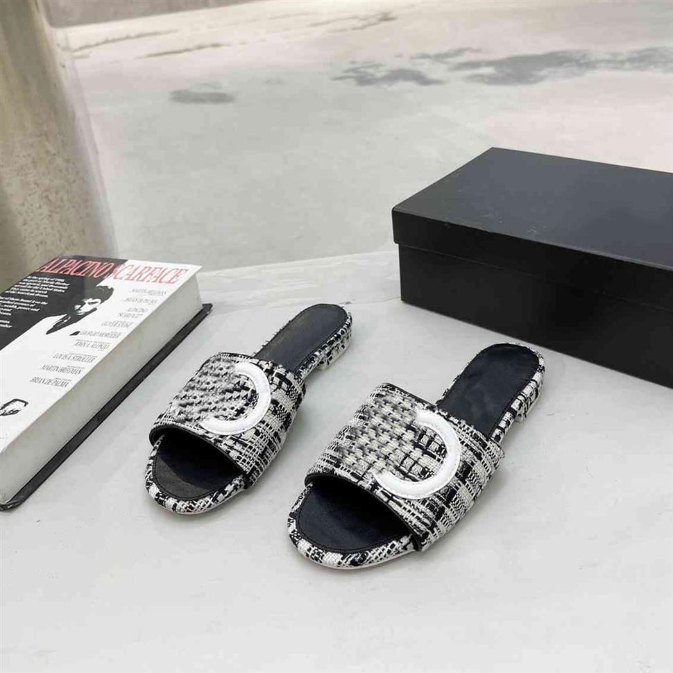 

High Quality Beach Shoes Platform Slippers Designer CC Women Sandals Red Multicolor Alphabet Leather Thick Sole Channels wdfd267B