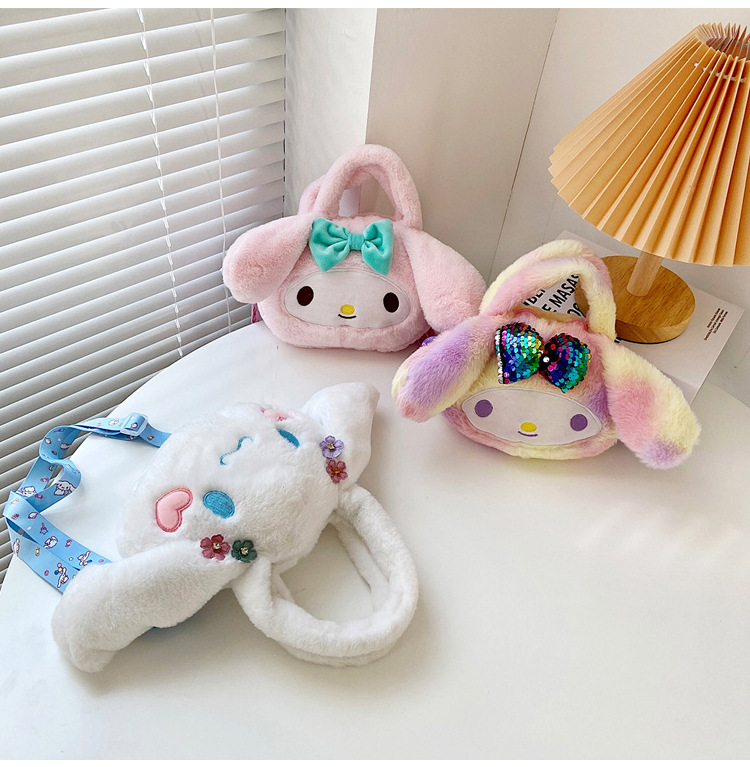 

2023  Stuffed Animals Cartoon plush toys INS cute Imitation Wholesale dolls Lovely kuromi Single shoulder bag, As pic