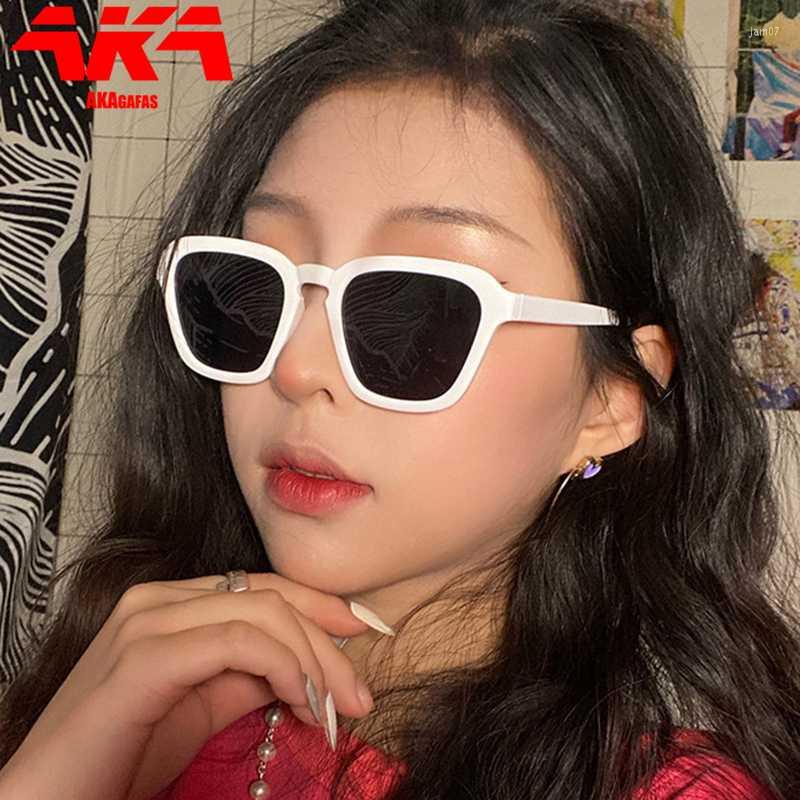 

Sunglasses AKAgafas Simplicity Women 2022 Retro Sun Glasses For Brand Deisgner Square Gafas De Sol MujerSunglasses