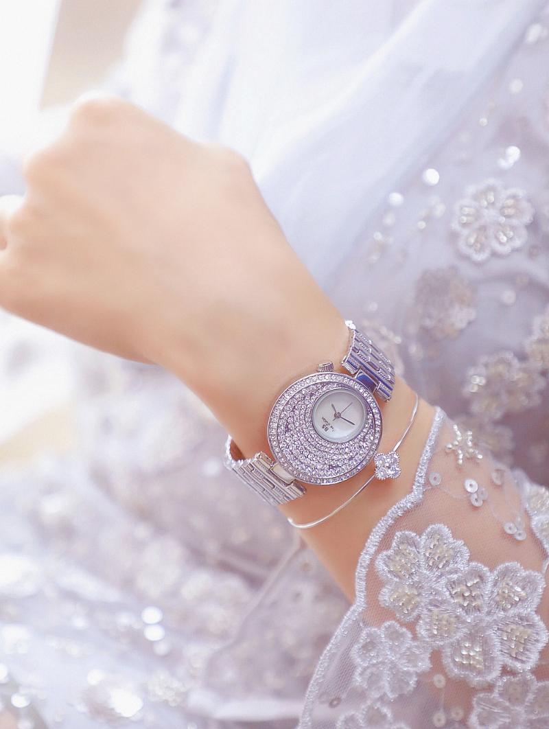 

Wristwatches Aiseilo Fashion Luxury Watch Men Women Stars Little Point Frosted Quartz Leather Band Analog Wrist Lady, Silver