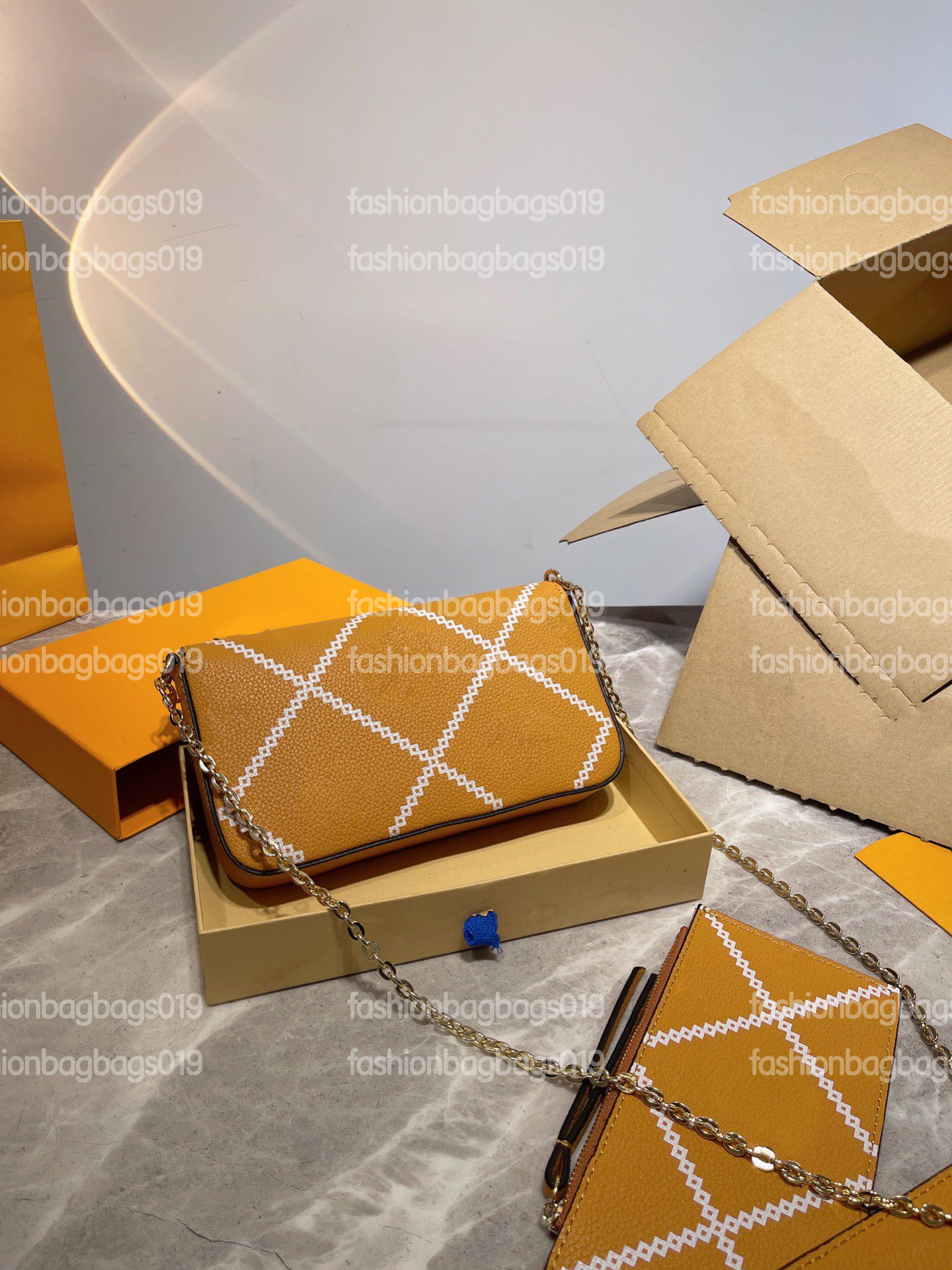 

Felicie Pochette Cross Body Bag Monograms and Diamond pattern bicolor palette gold-tone flap chain shoulder clutch two removable pockets Clutch designers Purses