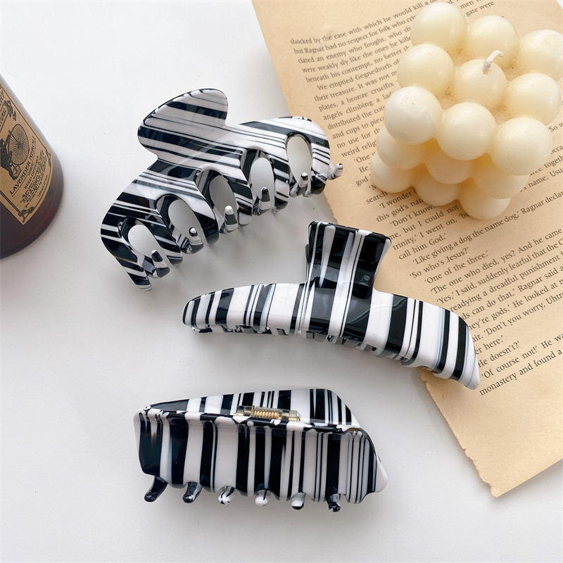 

Black White Stripe Pattern Square Keel Hair Clamp Geometric Semicircle Ship Type Hair Claw Clips Acetic Acid Medium Large Hairpins For Women Headdress Accessories