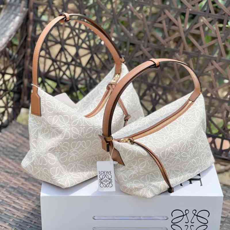 

Classic Women Loews Handbags 2022 Handbag Canvas Bag Armpit Embossed Printing Anagram, Sky blue