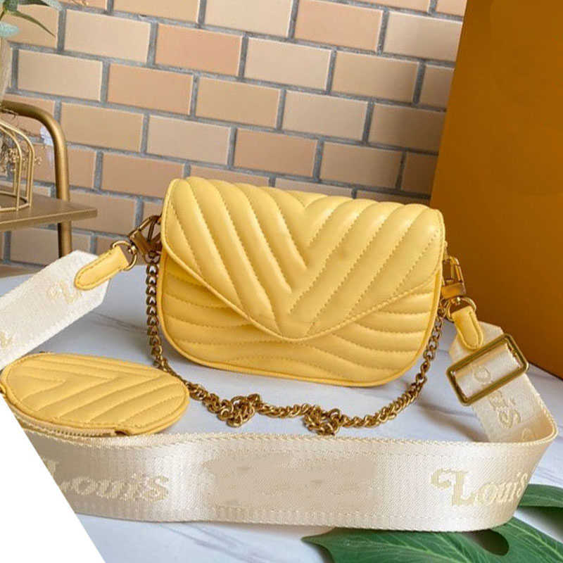 

Quilted Calfskin Shoulder Bags Inscribed Jacquard New Wave Bag 2022 Designer Women's Crossbody Bag Round Coin Purse M53936 M56466 M56461