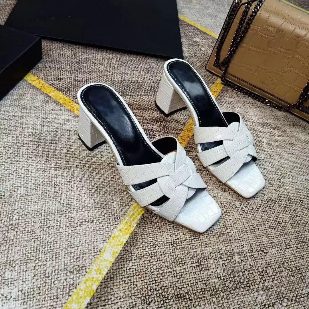 

Luxury tribute slides low heel sandal Women slipper Nude patent leather fashion Lady Beach Sandals Casual Slippers Ladies Comfort slip on Shoes