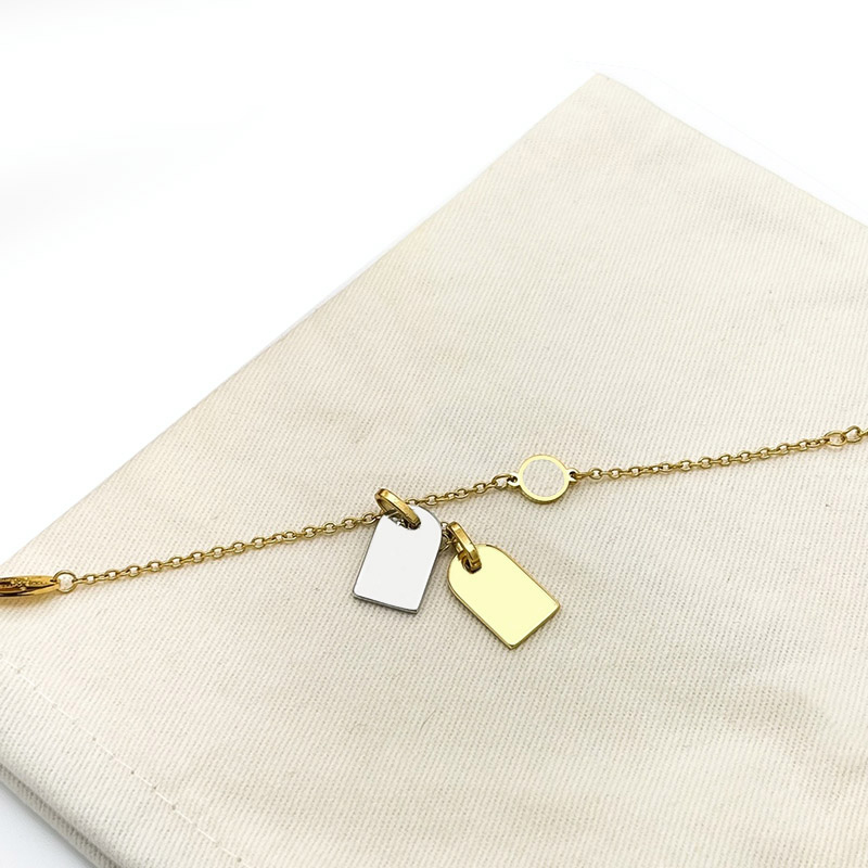 

High Quality Pendant Necklaces Fashion Classic Mens and Womens Necklace Simple Generous Couple Accessories