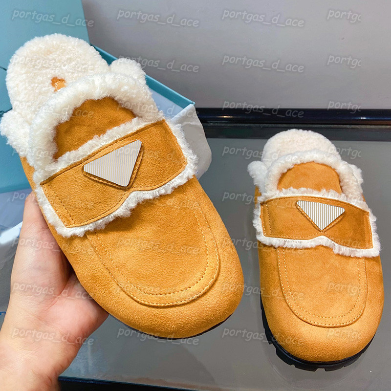 

Vintage Womens Wool Slippers Casual Fashion Winter Warm Home Shoes Simple Street Style Woolen Slippers