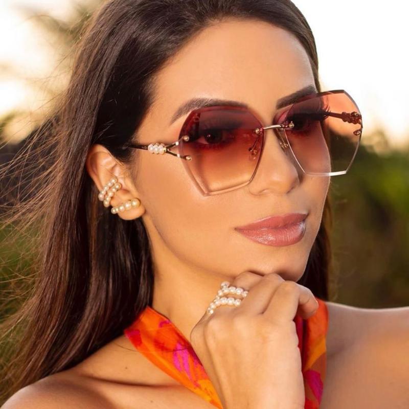 

Sunglasses QPeClou 2022 Rimless Polygon Women Retro Luxury Pearls Sun Glasses Woman Fashion Metal Gradient Shades