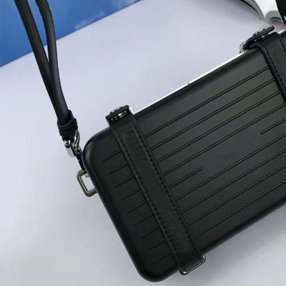 

Aluminum Magnesium Alloy Messenger Bag Luggage Small handbag Plain Letter Party Hasp Trunk Belt Decoration Hard Cox Handbag Waterproof Shoulder Tote MM SizeBlack, Black