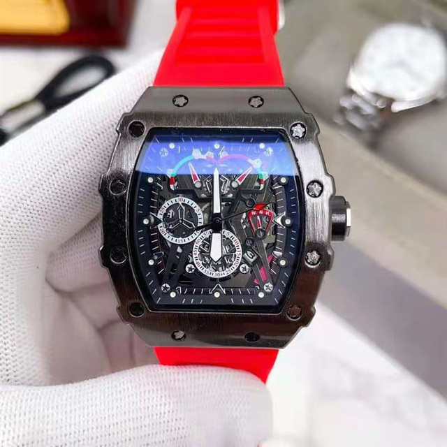 

0 0 0 The New 3-pin quartz transparent bezel automatic watch men's designer wrist waterproof1