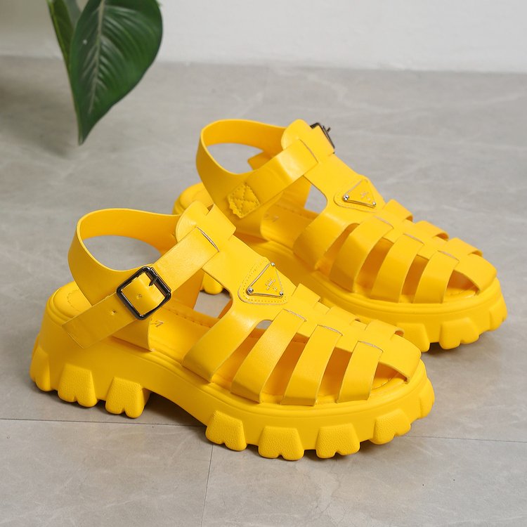 

2022 Fashion Roma Sandals Classic Designer Platform Summer Gladiator Women Sandal Real Leather Ankle Strap Beach Shoes 7 Colors Size 35-43, White