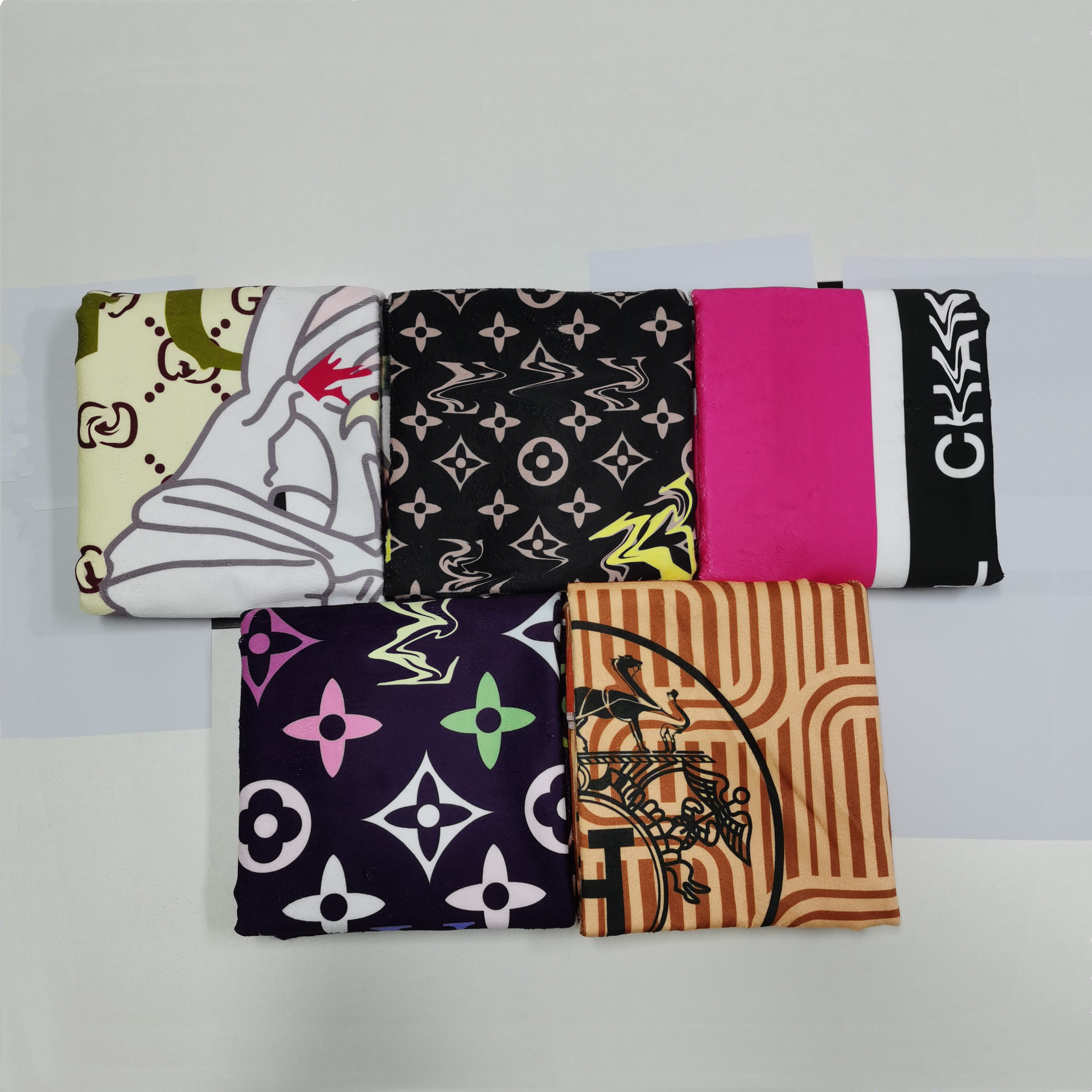 

20 Designs Designer Beach Towel  Letter Printed L H G Women Home Bathtowel Wholesale Microfiber Girl Long Bath Towels Gift HT1461, As picture