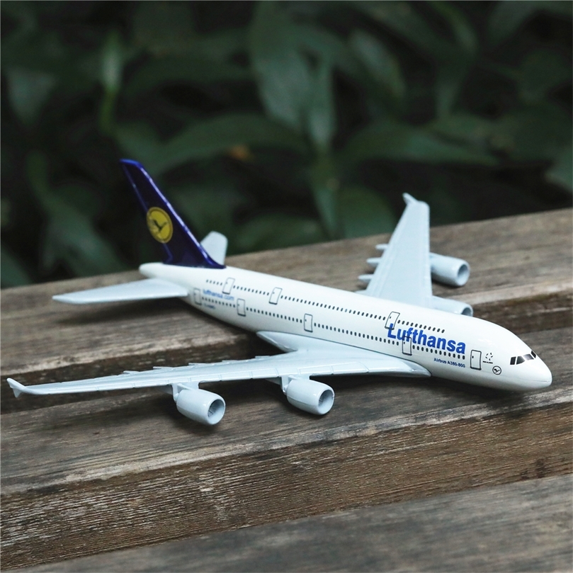 

Germany Lufthansa Airlines A380 Aircraft Alloy Diecast Model 15cm Aviation Collectible Miniature Souvenir Ornament 220630