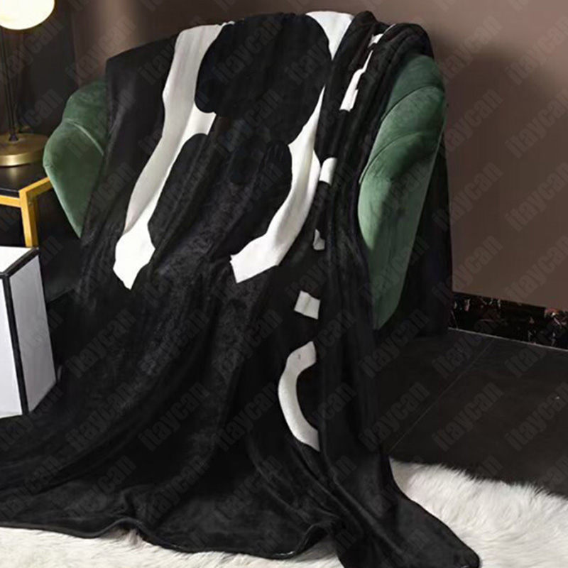 

Classic Blanket Fashion Designer Blankets Women Men High Quality Letter Shawl Blanket Luxurys Delicate Blankets Travel Beach 2203313WU
