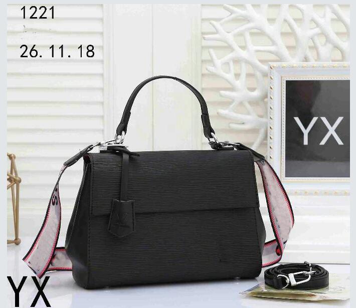 

Luxurys Designers Bags Women shoulder bag Messenger bags Classic Style Fashion Lady Totes handbags purse wallet 1221#70, Brown