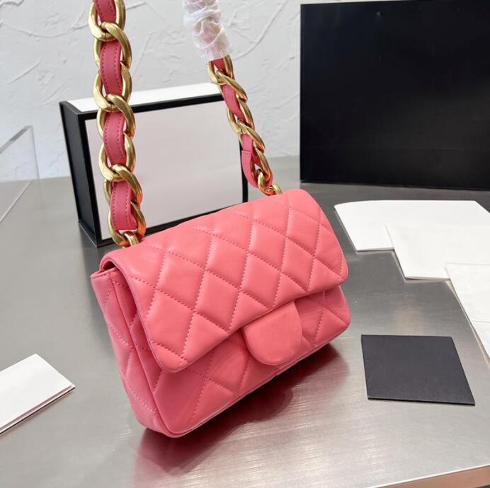 TZ 20CM Classique Mini Flap Pêche Noir Blanc Sacs Épais Chaîne En Or Épaule Tourner Verrouillage Bourse Designer De Luxe sacs France Femmes Matel