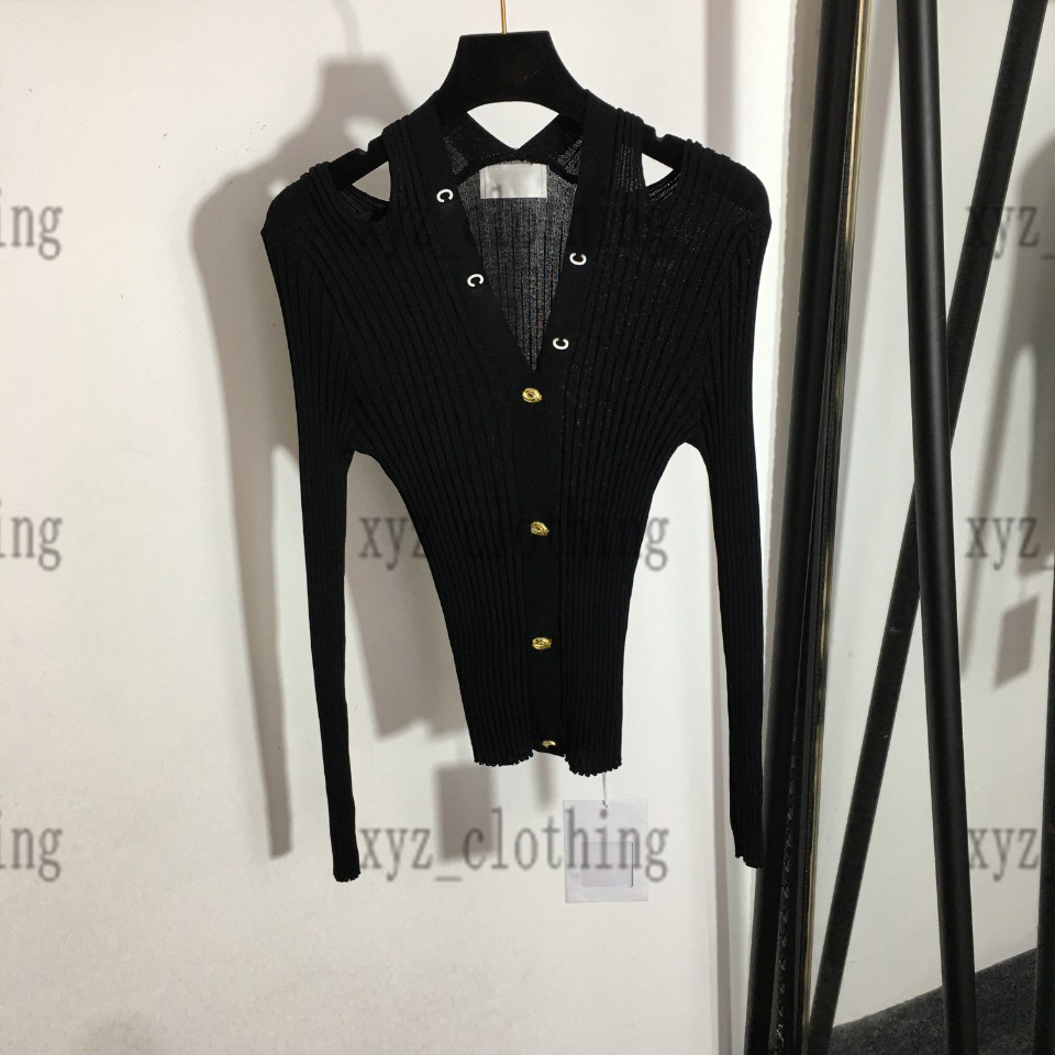 

2022ss luxury womens t shirts Customized small fragrant gold button V-neck off-the-shoulder long-sleeved slim knitted cardigan top designer girls knitting t-shirts, 02