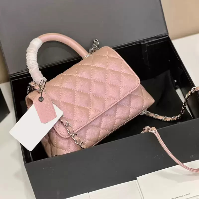 22 W France Womens Classic Mini Volde Top CO CO Handle Tote Sacs Luxury Designer iRidescent Perne Rose Blue matelassé matelasse en argent Matelas
