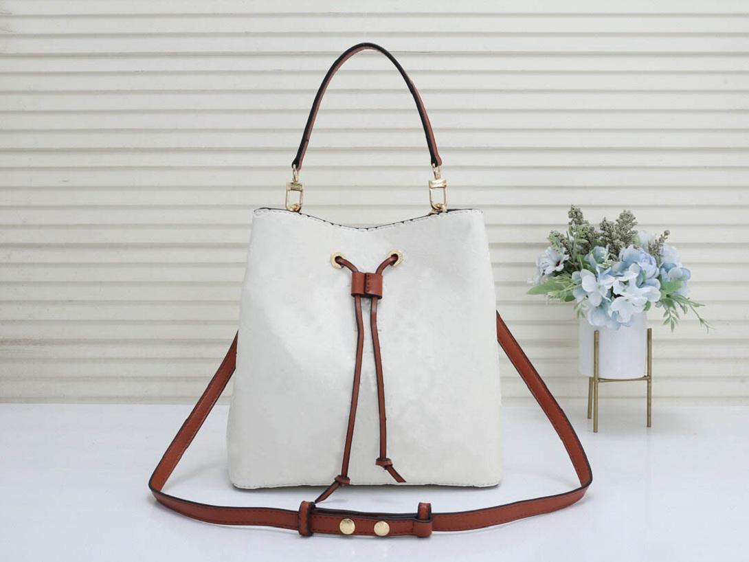 

Handbag Fashion Bag Handbags Genuine Leather Suitcase Wallet Hook 2021 Fashions Luxurys Designer Bags Top Quality Size:26x26x17.5cm M45306, Red m45124