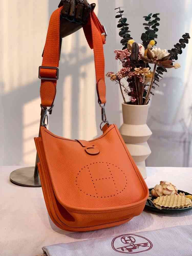 

Brand H Bags Luxury Fashion Women Handbags Aima Leather Ladies Large Evelyn Simple and Fashionable One-shoulder Messenger Bag opi999, Coffee