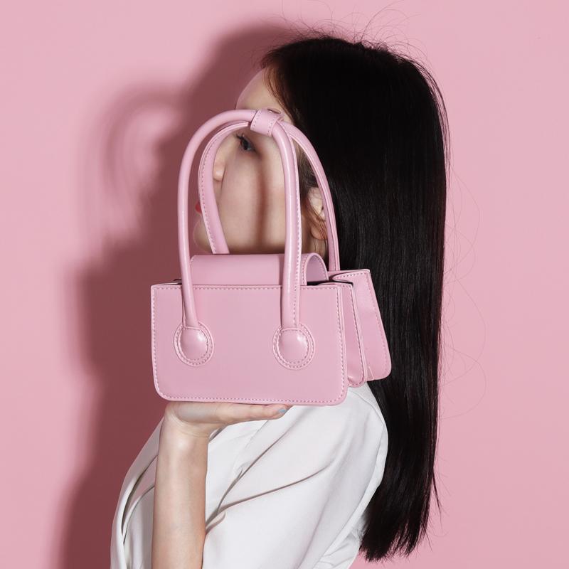 

Evening Bags Niche Design Minimalist Mini Square Bag 2022 Foreign Style Tote Wild Single Shoulder Messenger, Light pink