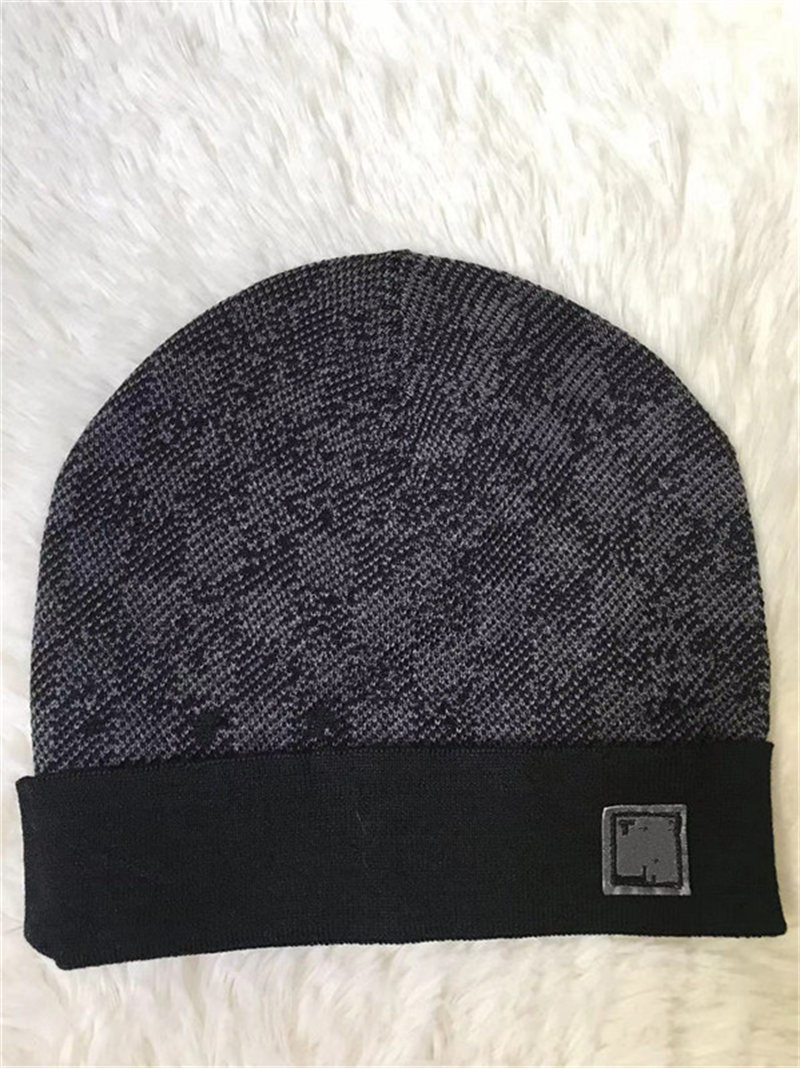 

Fashion designer men winter beanie high quality unisex knitted cotton warm hat classical sports skull caps ladies casual outdoor stripe cap beanies 10 colors
