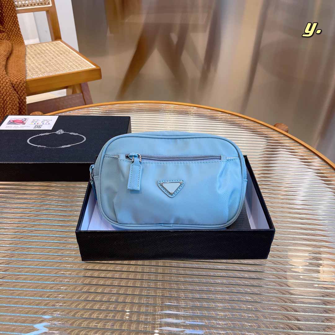 

Designer Fashion Triangle Brand Letter Waist Bag Original High Quality Classic Simple Solid Color Fashion XX, I am a box