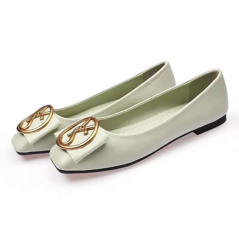 

Designer-2022Classic Shallow Square Toe Flats Casual Shoes Women Metal letters Slip comfort Black For Lady flat shoes 823