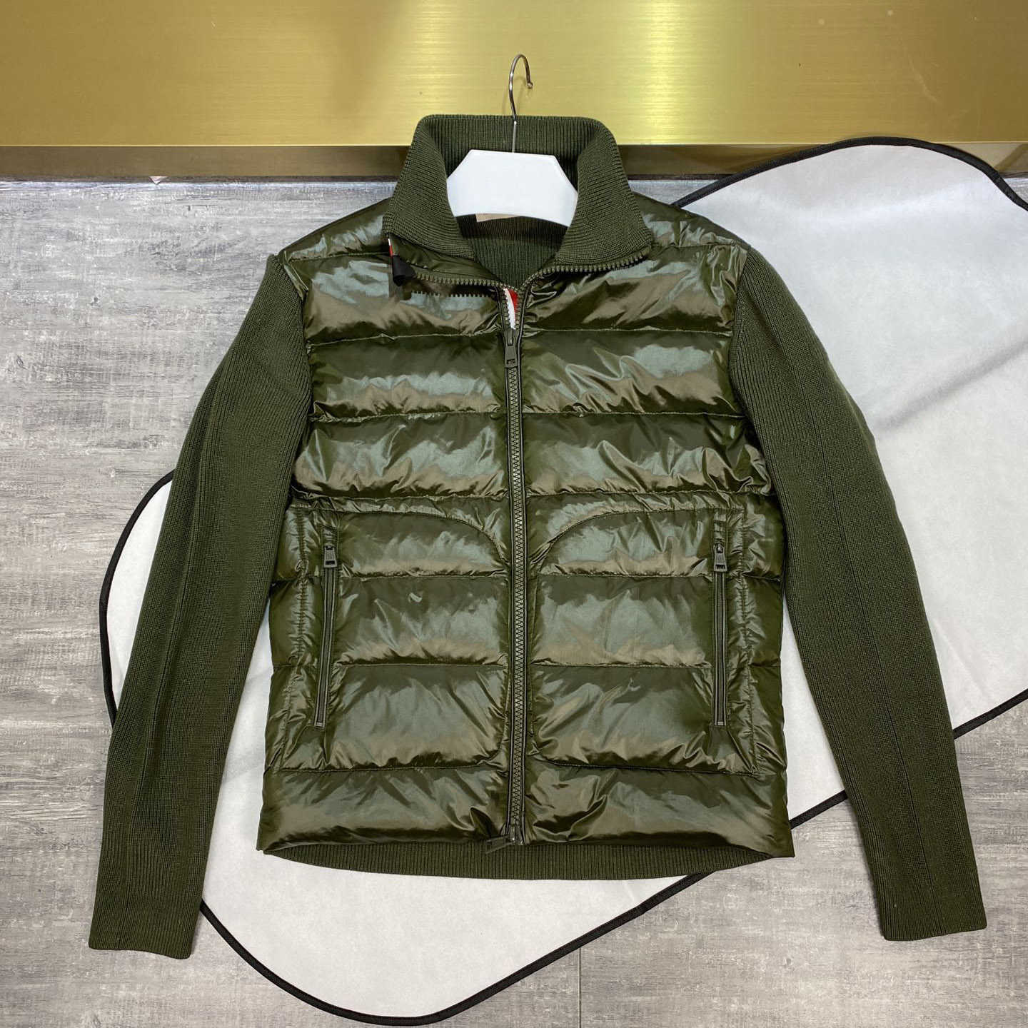 

Monclair Luxury France Mens down jacket Knit stitching Embroidered Knitted brand women Parkas Panel Casual coats Bomber jackets 001, Black