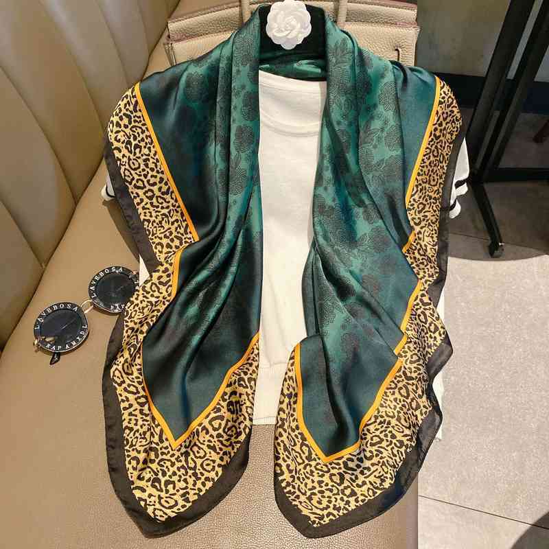4ET3 Women's new summer lotus leaf collar Cape hooded silk scarf pearl shade multifunctional fashion Baotou hat d letter blue