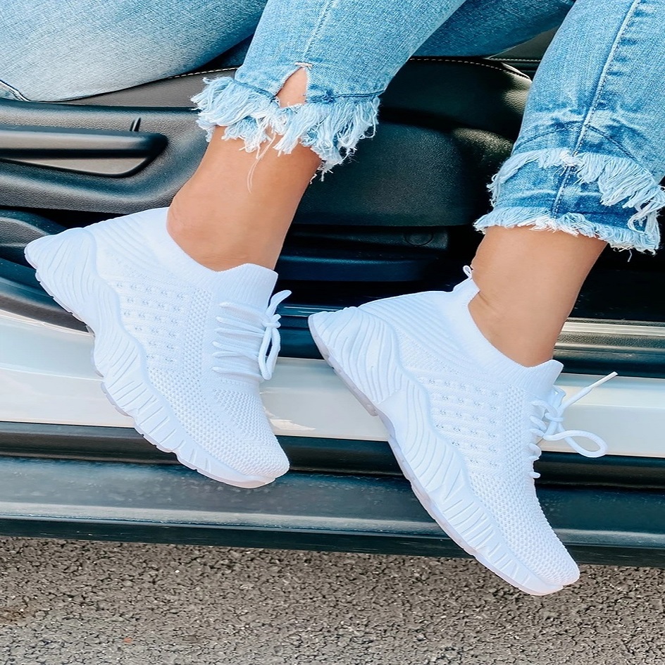 

2022 Summer Women's Running Shoes ShoeLace-up Sports Shoes Tennis Female Gym Mesh Breathable Sneakers With box, True from