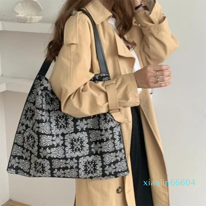 

Designer-Evening Bags Checkered Flowers Shoulder Bag For Women Large Shopper Ladies Tote summer Commuter Female Handbag Study, Black