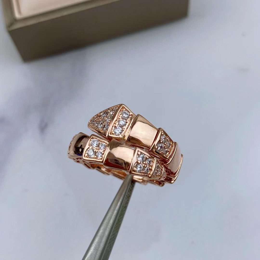 

top Desingers Ring Men and Women Width and Narrow Version Luxurys Open Rings Easy to Deform Lady Silver Snake Plated Light Bone Full Diamond Pattern Couple