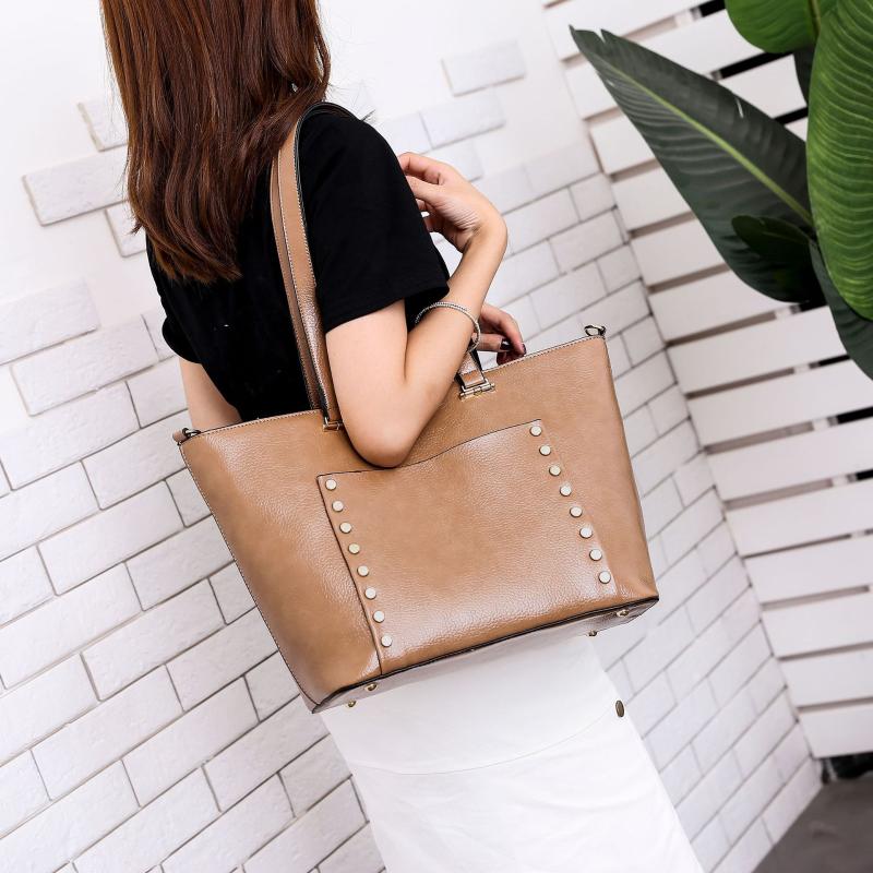 

Evening Bags Lady Cowhide Bag Women's Handbag Single Shoulder With Rivet Red Brown Black Gray Color Large Capacity BagEvening