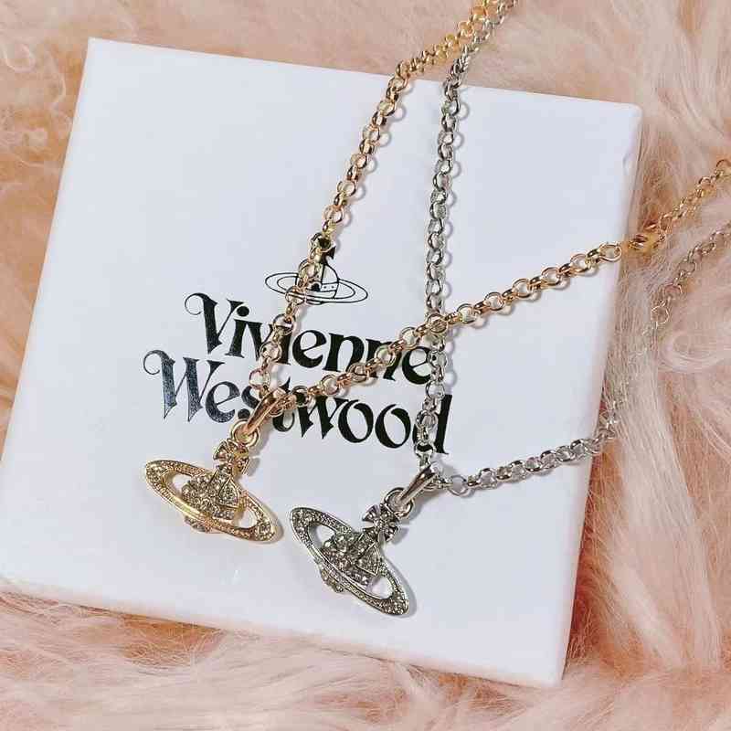 

Western Empress Dowager Vivienne Slightly Inlaid with Diamond Pin Chain Saturn Clavicle European and American Trend Pendant