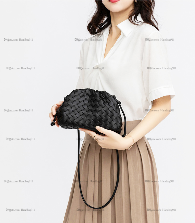 

Luxury Brand Woven Cloud Bags for Women High-quality Leather Shoulder Bags Designer Knitting Purses Crossbody Bag Womens Satchel Hobos, Black