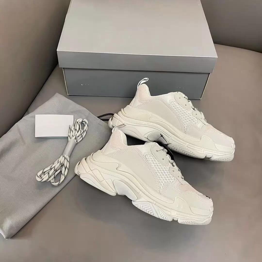 Triple S Beige Sneaker Chunky Chaussures Fond Épais Papa Chaussure Nouvelle Couleur Casual Chaussures Baskets Boîte Inclus Top Vente En Plein Air
