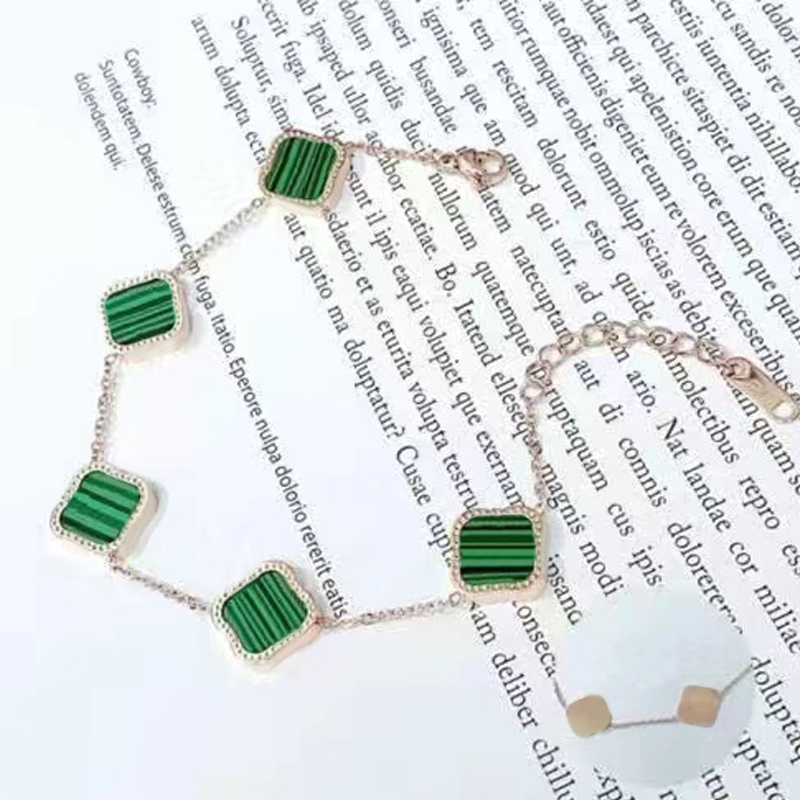 

Elegant Designer Bracelet Fashion Simple Exquisite Ladies Wedding Classic Bracelets Special Exquisite High Quality Gift 16 Colors Wholesale With Box