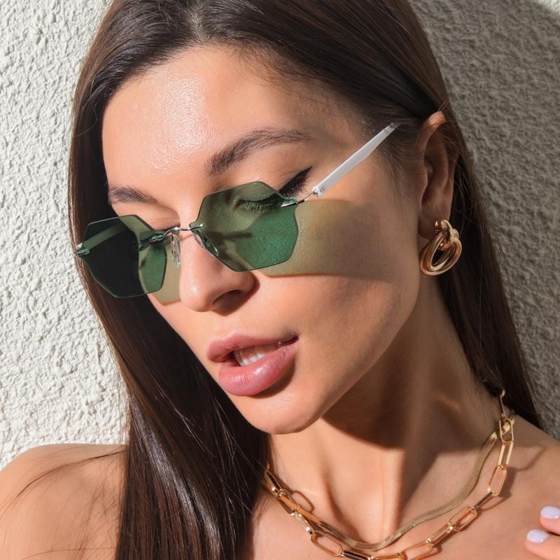 

Sunglasses 2022 Fashion Selling Women Men Sexy Model Style Gradients Lens Alloy Frame Brand Designer Luxury