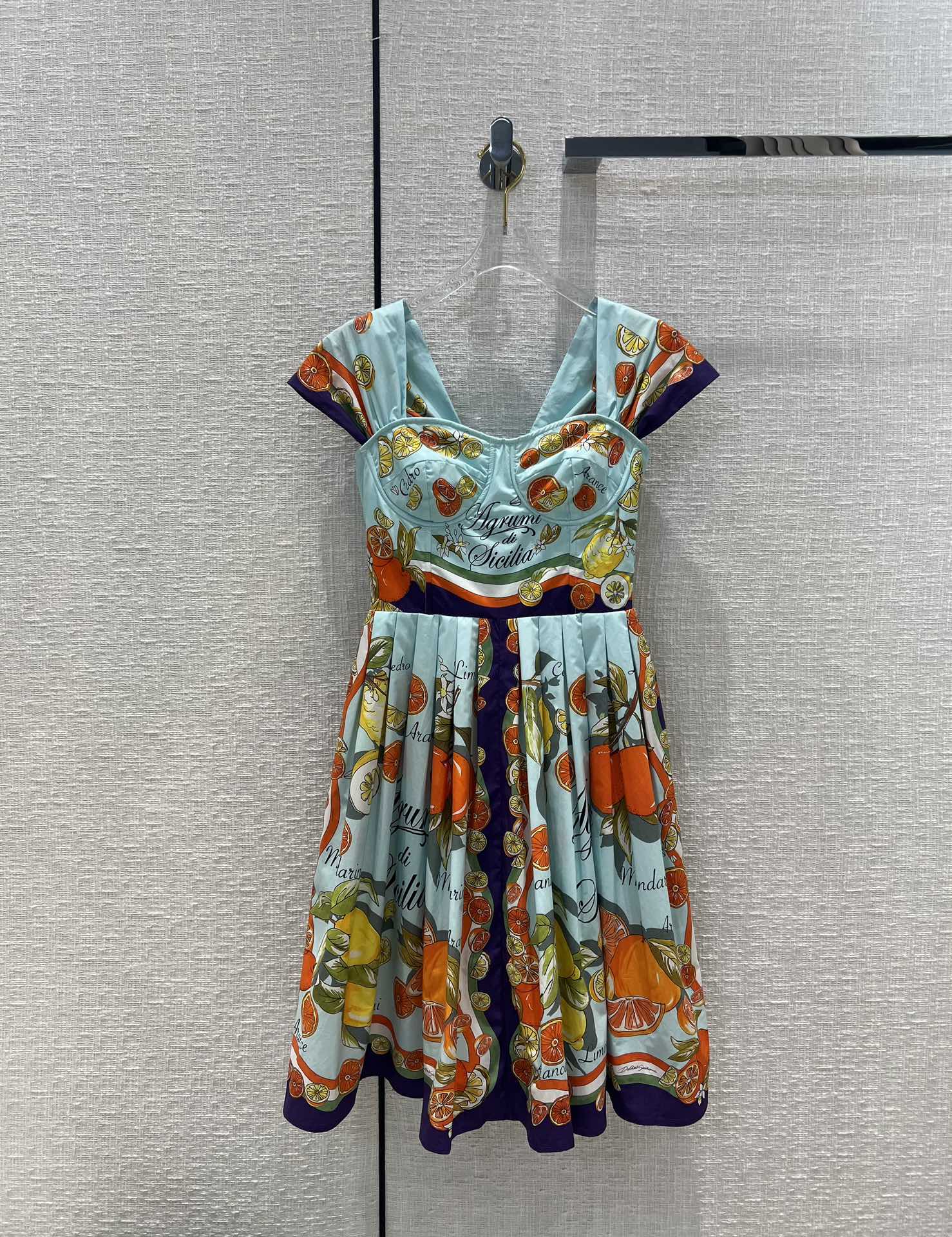 

European trendy tropical fruit printed strapless dress, Multi